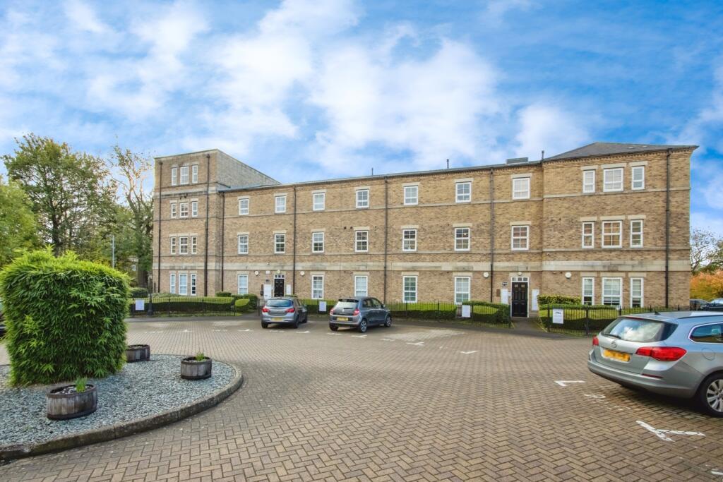 Main image of property: Beven Grove, Wakefield, West Yorkshire, WF1