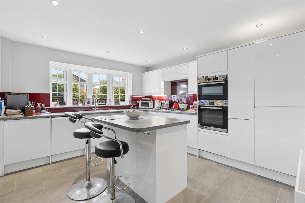 House in Canterbury - View 2