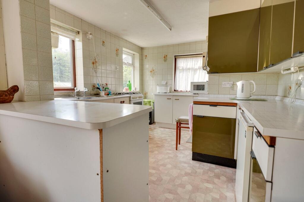 House in Uttlesford, Hatfield Heath - View 2