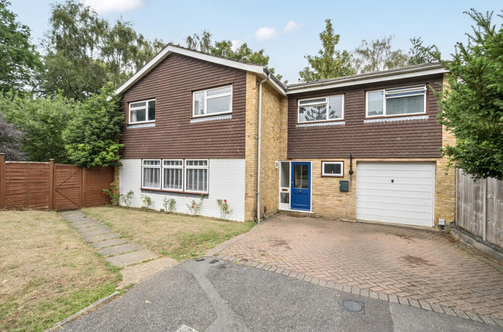 Main image of property: Arden Close, Bracknell, Berkshire