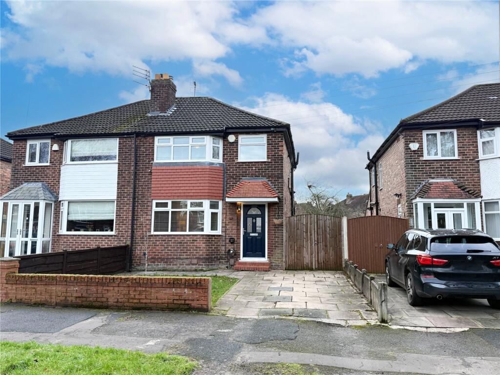 Main image of property: Parrs Wood Road, Didsbury, M20