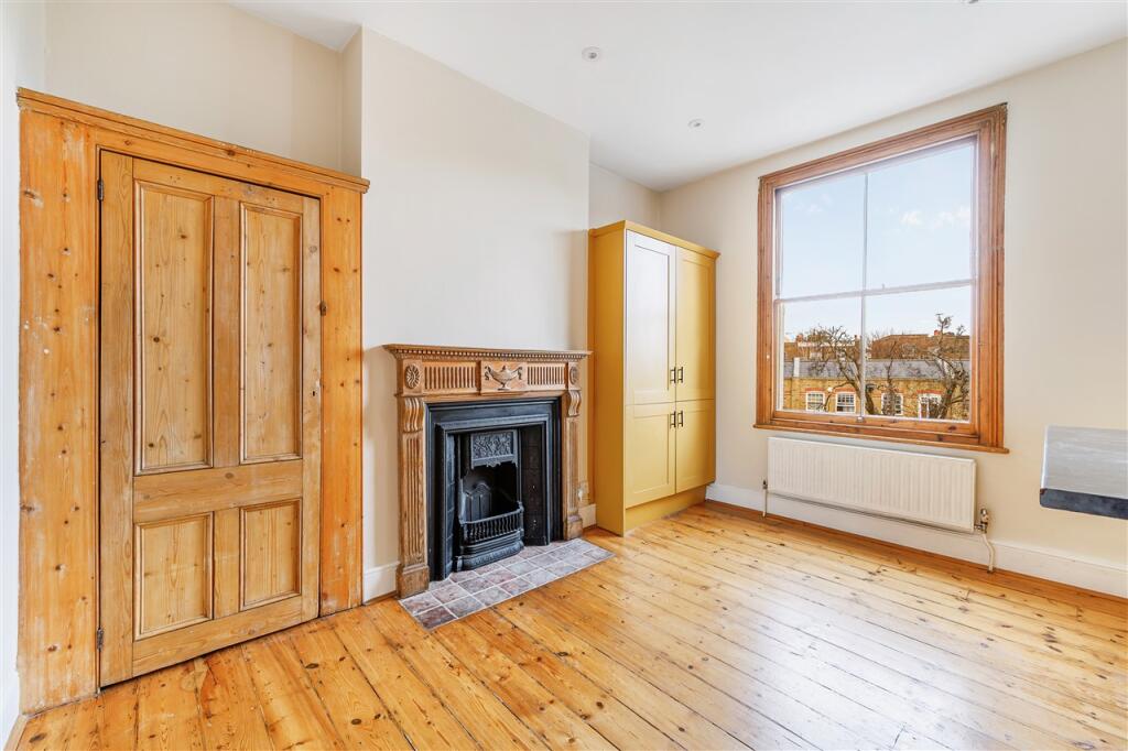 Apartment in London - View 5