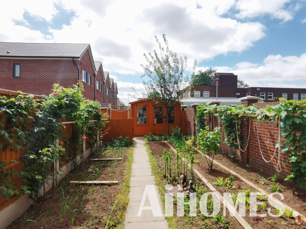 Main image of property: Modern 4B4B House | Moss Lane West | Manchester M15|WLM10220