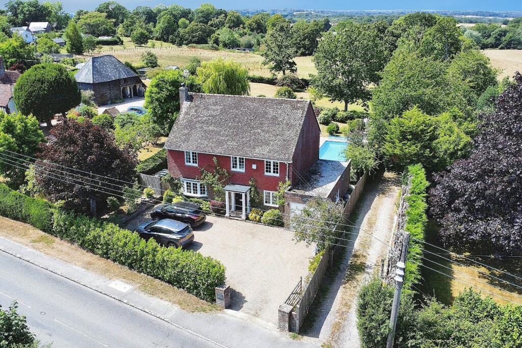 Main Street, Iden, Rye, East Sussex, TN31 photo 4