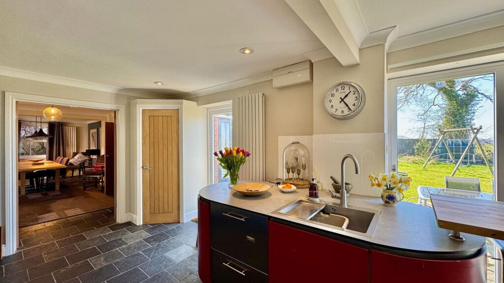 Upper Green, Inkpen, Hungerford, RG17 9PZ photo 5