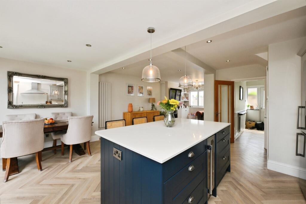 House in Ware, Kings Hill - View 5
