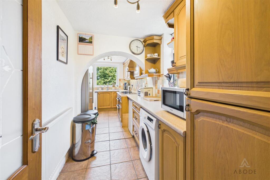 Mill Hill Lane, Burton-On-Trent photo 4