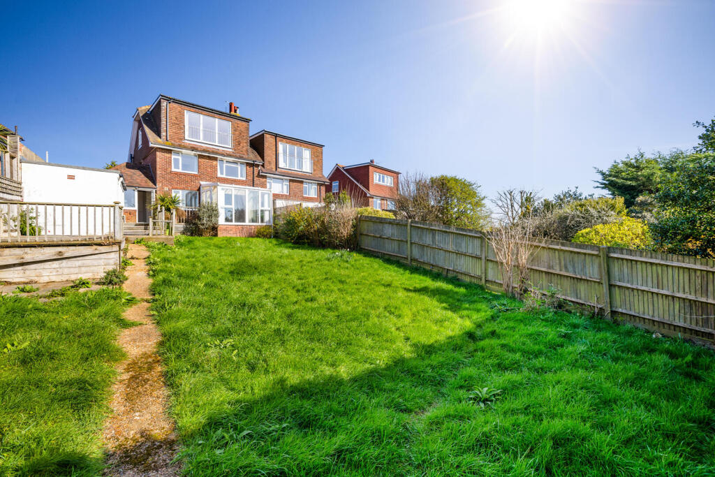 House in Hove, West Blatchington - View 2