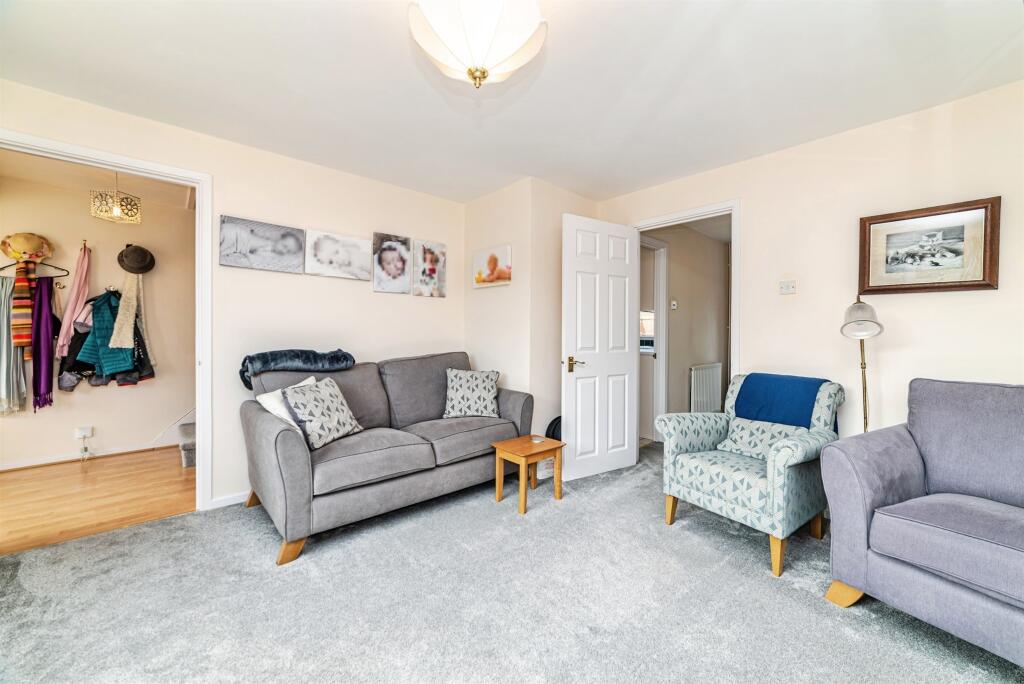 House in Basingstoke and Deane, Basingstoke - View 4