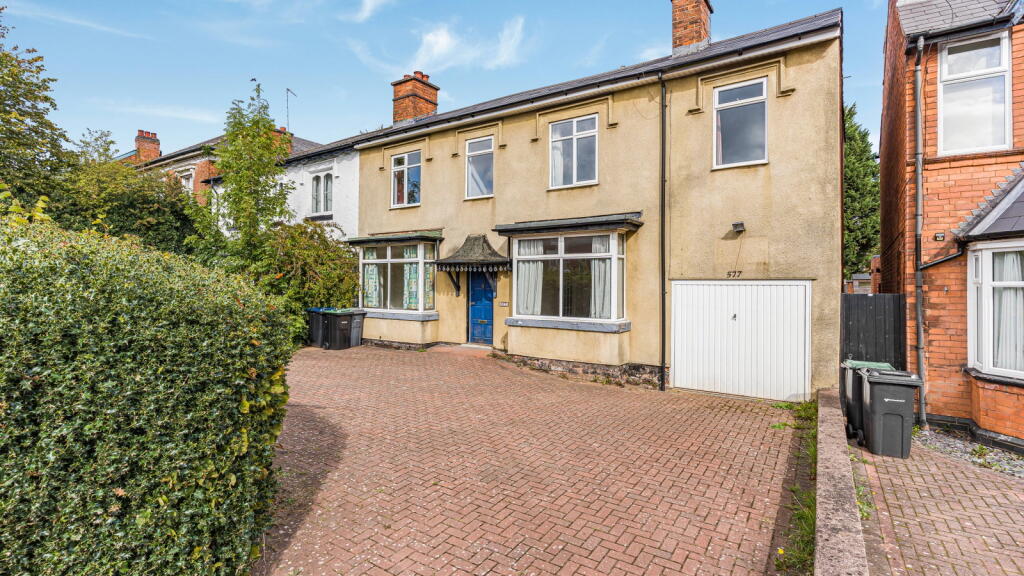 Main image of property: Chester Road, Sutton Coldfield, B73 5HU