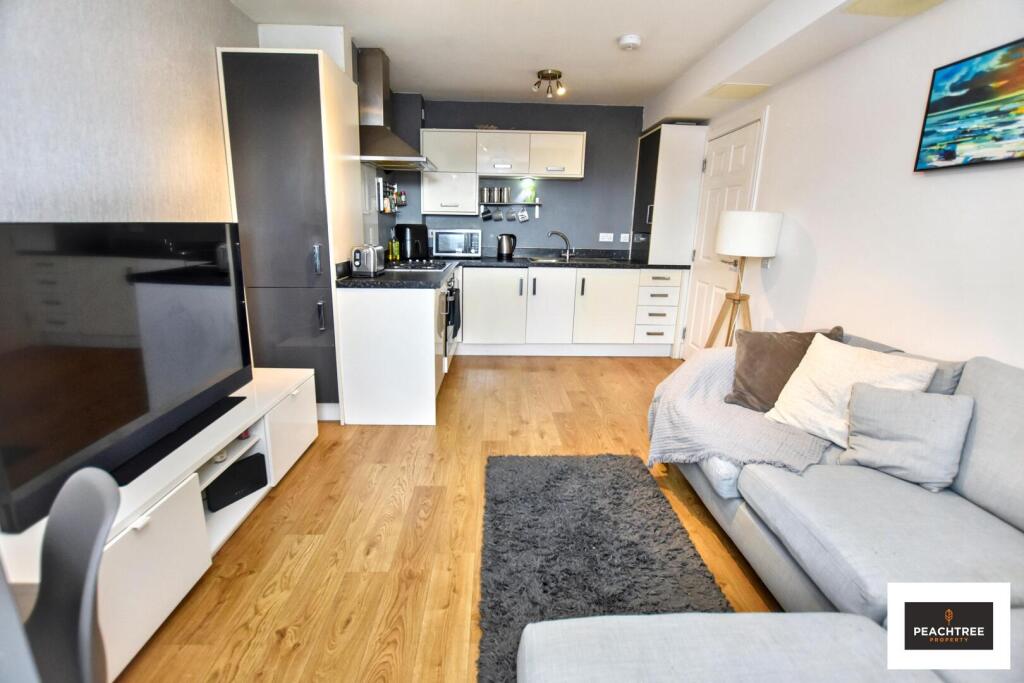 Apartment in Paisley - View 3