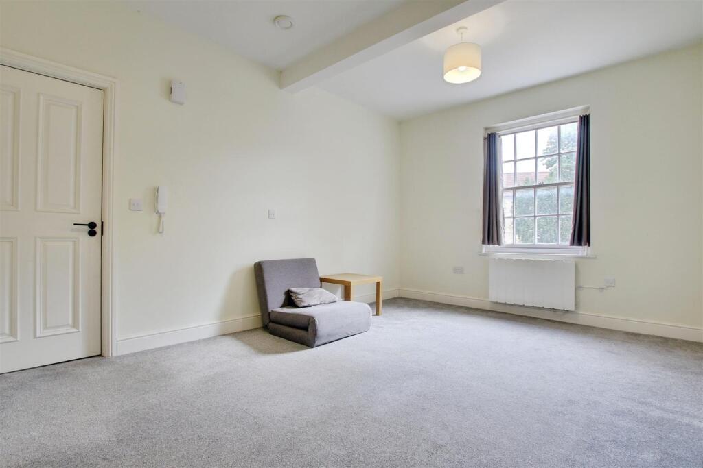 Apartment in Peterborough - View 2