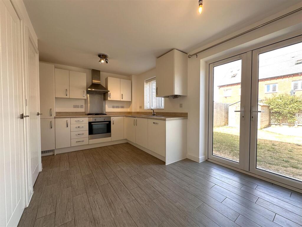House in Newark, Middlebeck - View 4