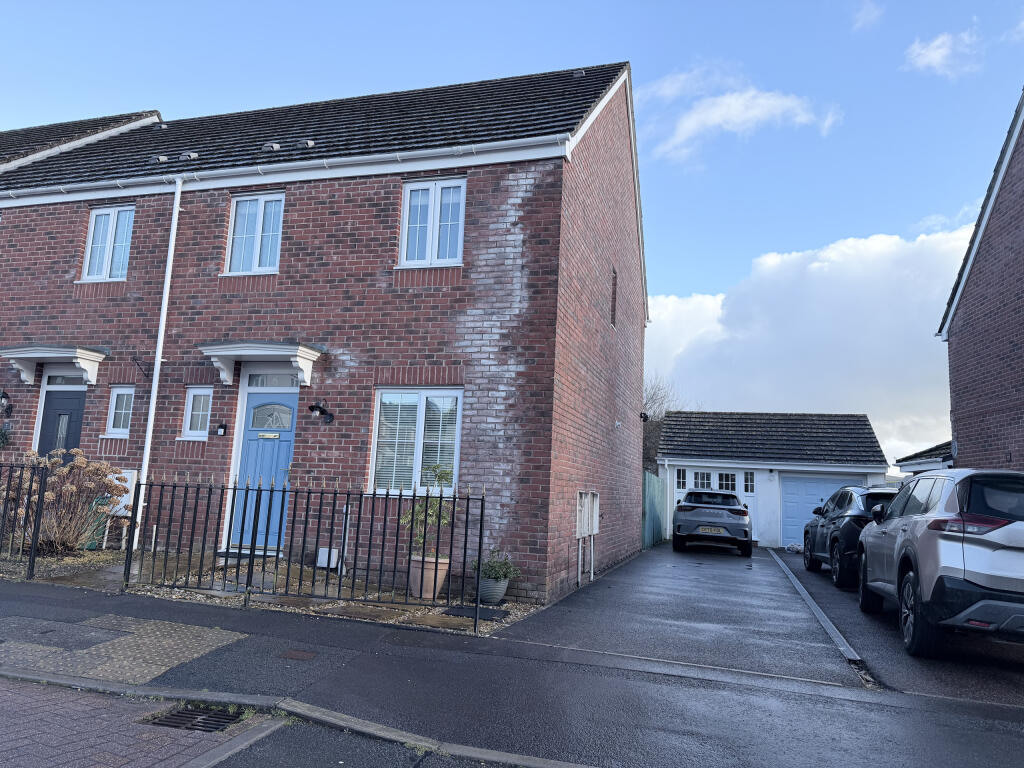 Main image of property: Maes Yr Eglwys, Church Village, Pontypridd