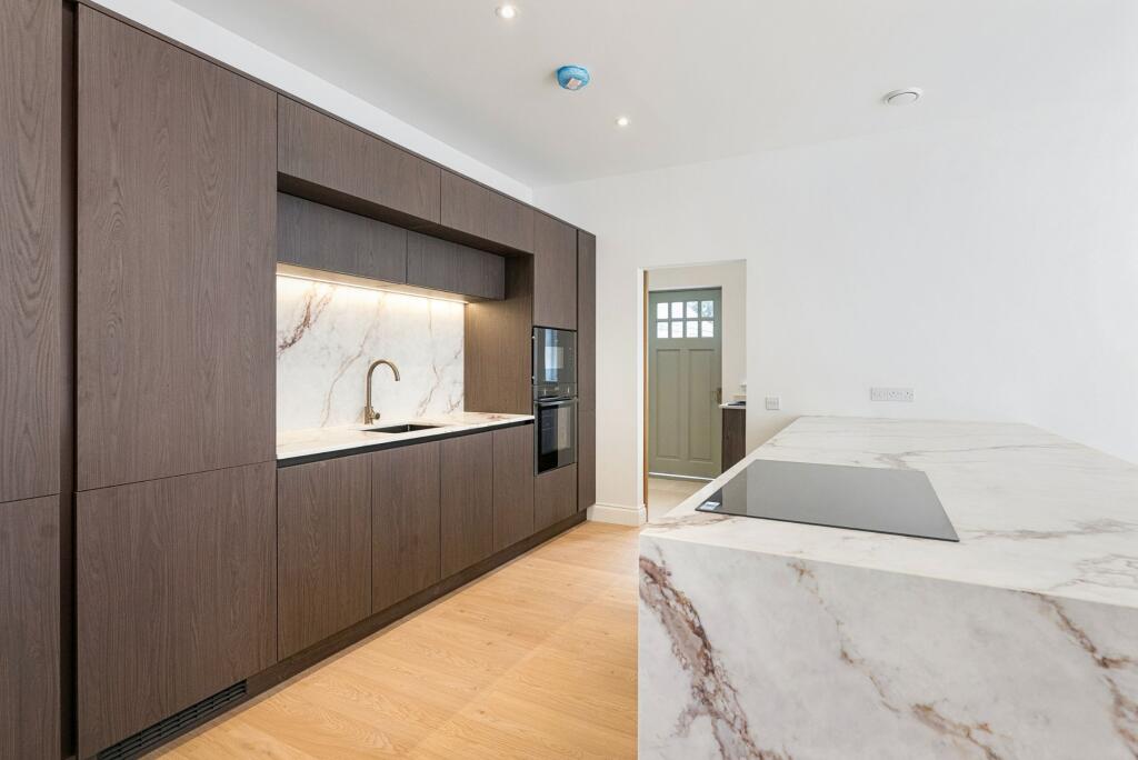 House in Miton of Campsie, East Dunbartonshire - View 5