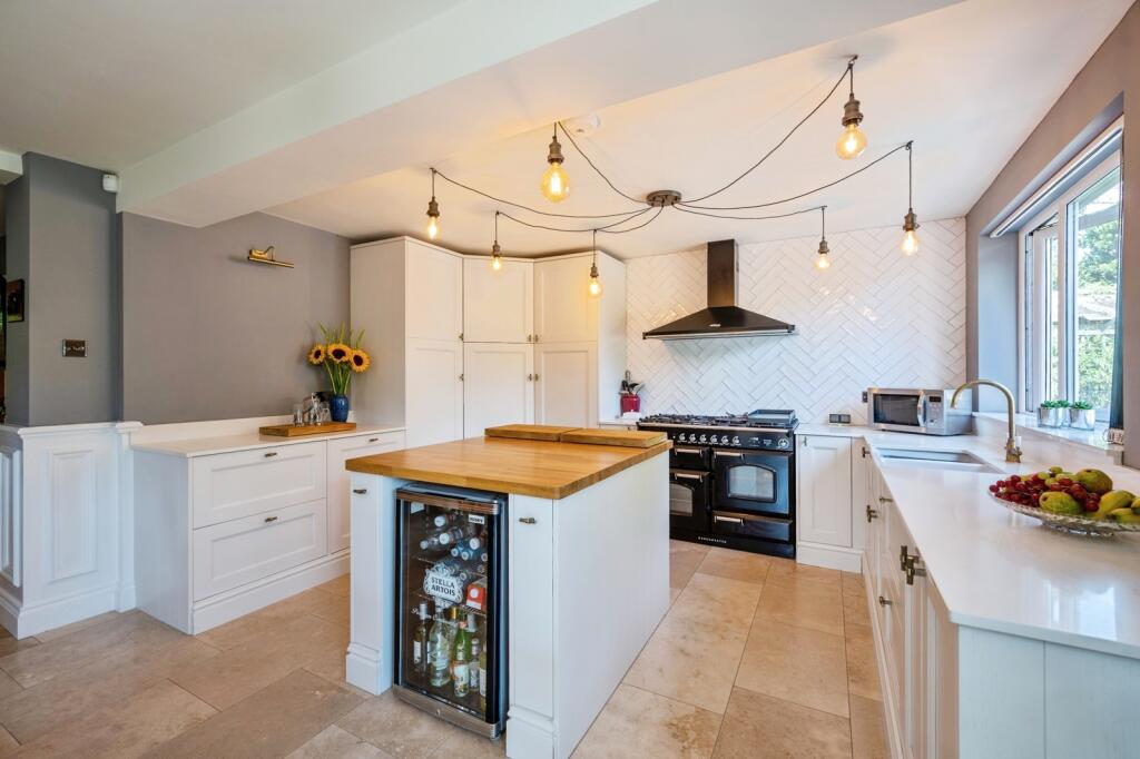 House in Havant, South Hayling - View 2