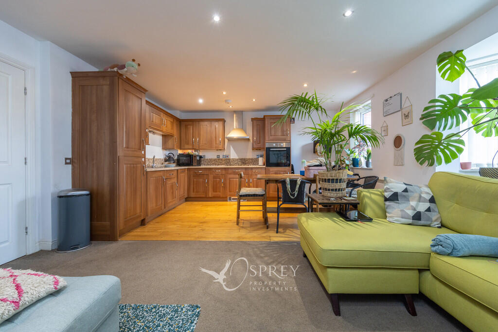 Apartment in Middlesbrough - View 4