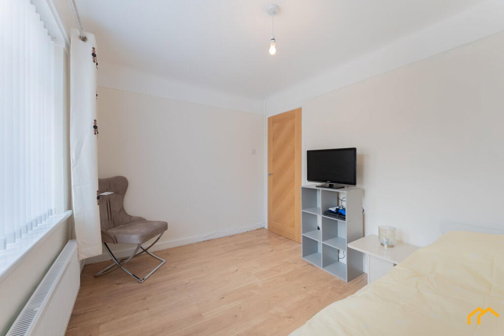 Grampian Way | Moreton | CH46 - View 5