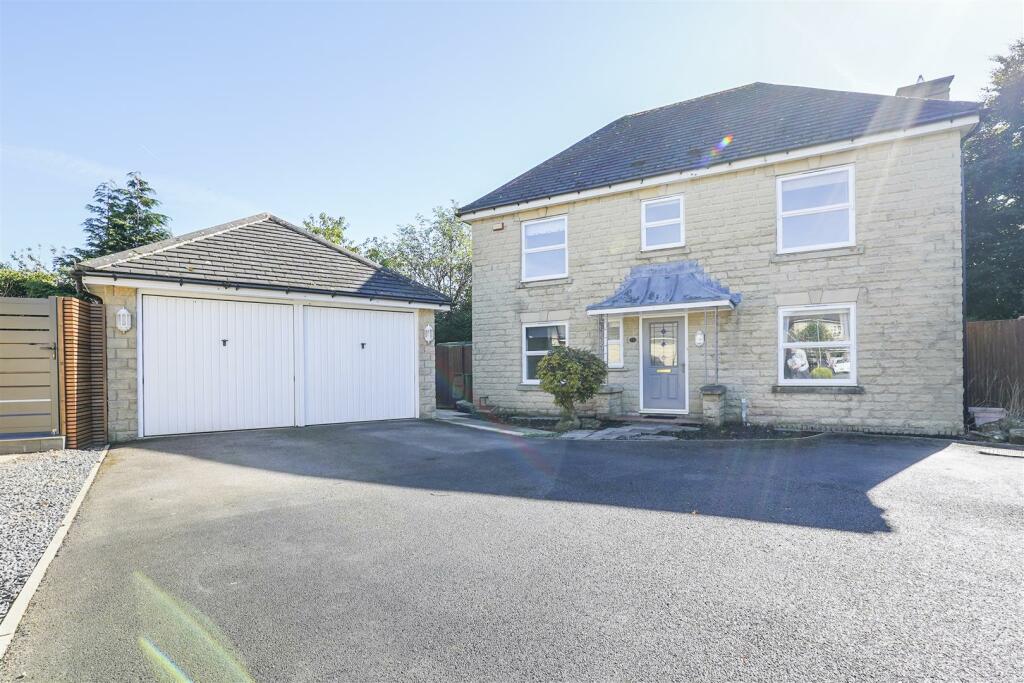 Main image of property: Brodley Close, Hipperholme, Halifax