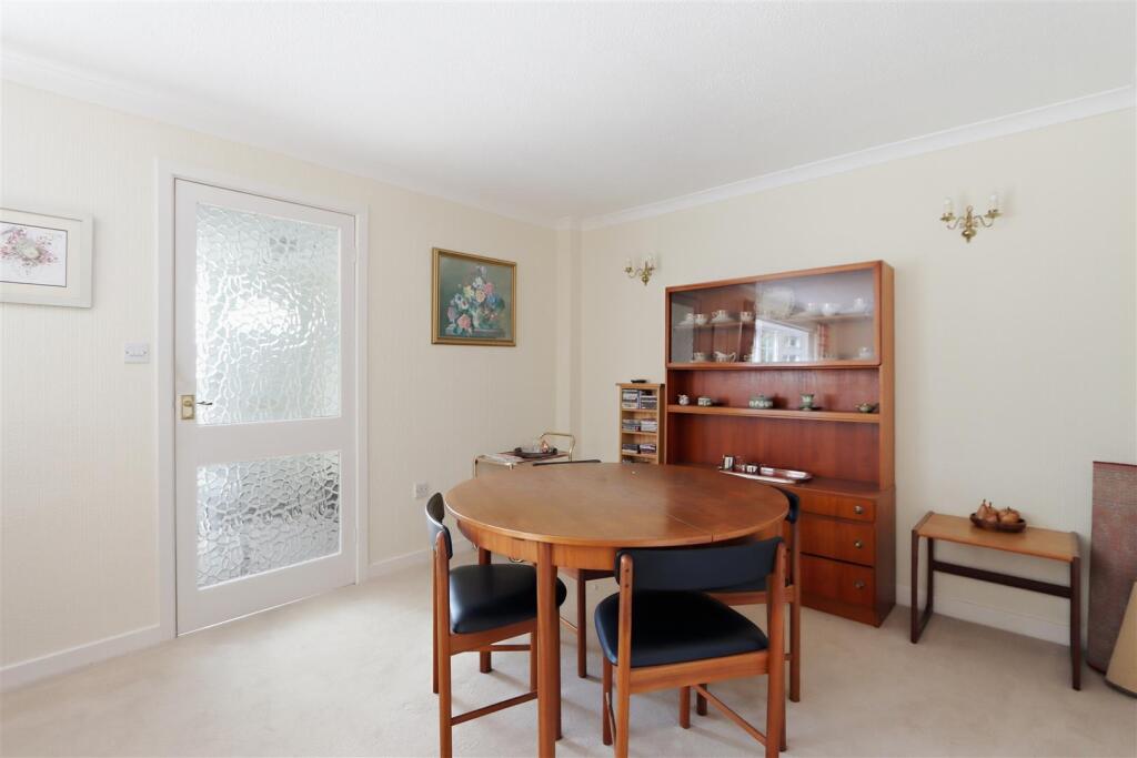 House in Sheffield - View 4
