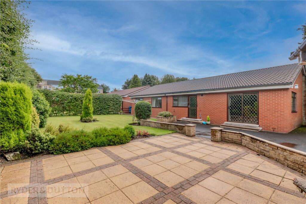 Main image of property: Nordens Drive, Chadderton, Oldham, OL9