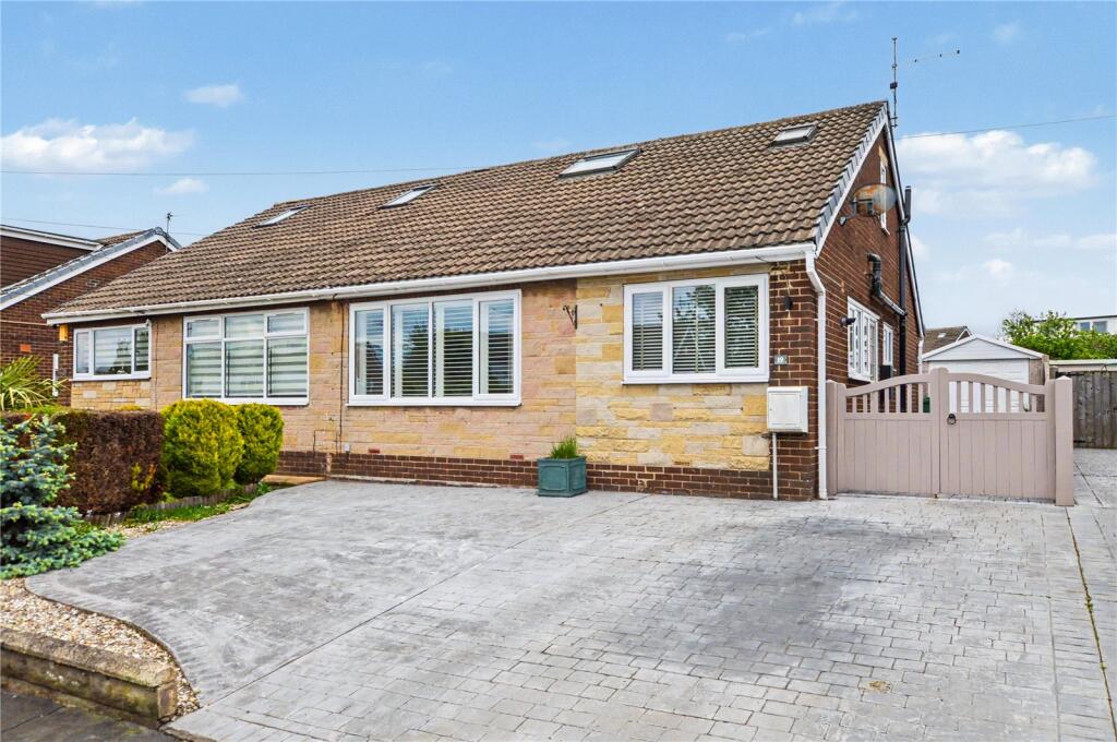 2-bed house on Elmroyd, Rothwell, Leeds, West Yorkshire, £335,000