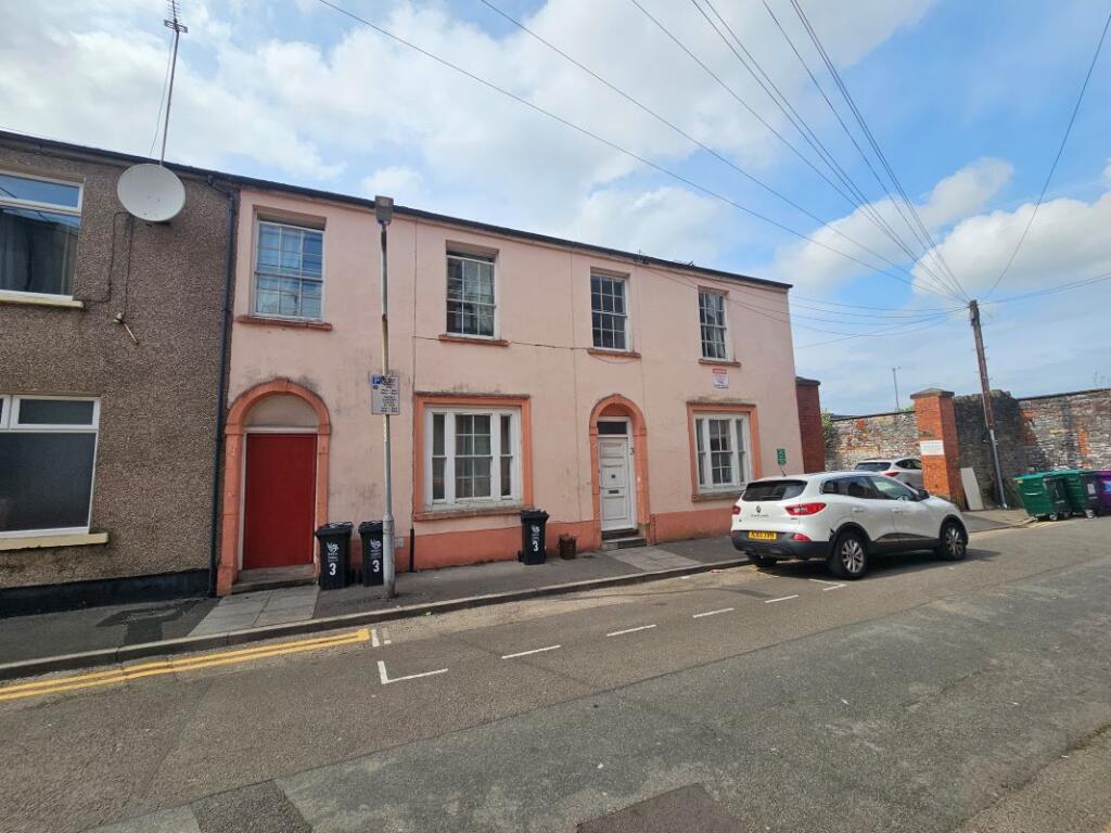 5-bed house on 3 Powells Place, Newport, Gwent, NP20 1EL, £239,000