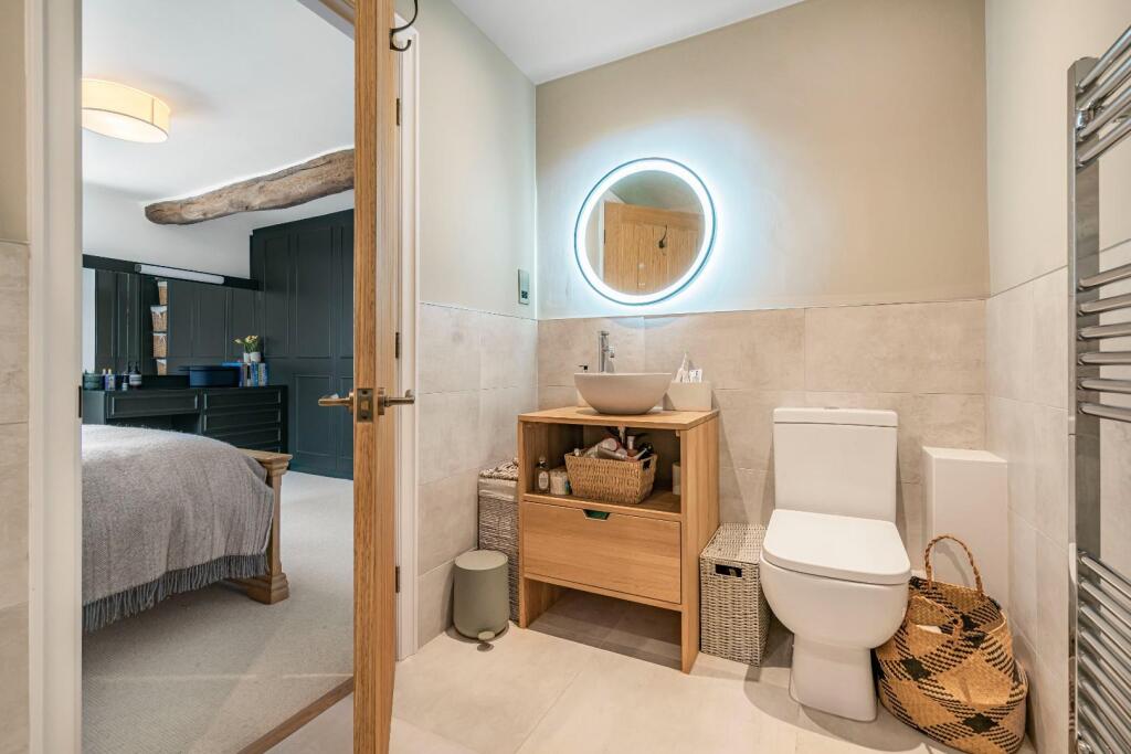 Additional image 21 of Horseshoe Barn, Calton, Skipton. Yorkshire Dales