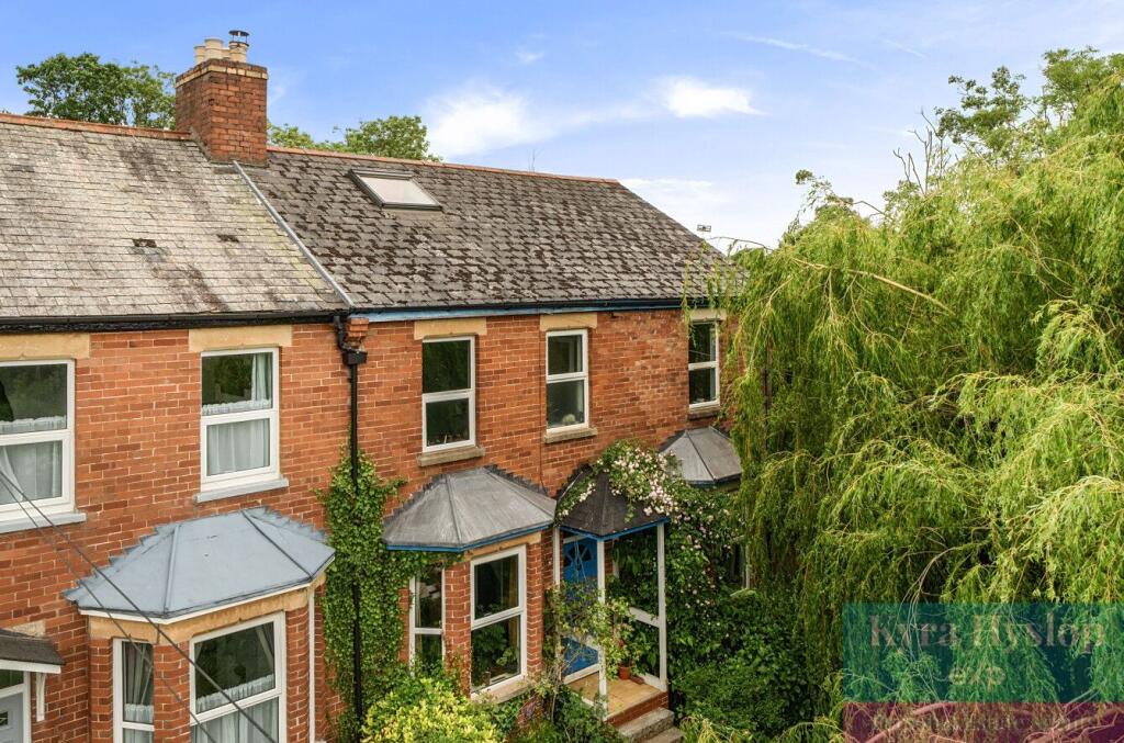 Main image of property: Cheynegate Lane, Exeter, EX4 8QN