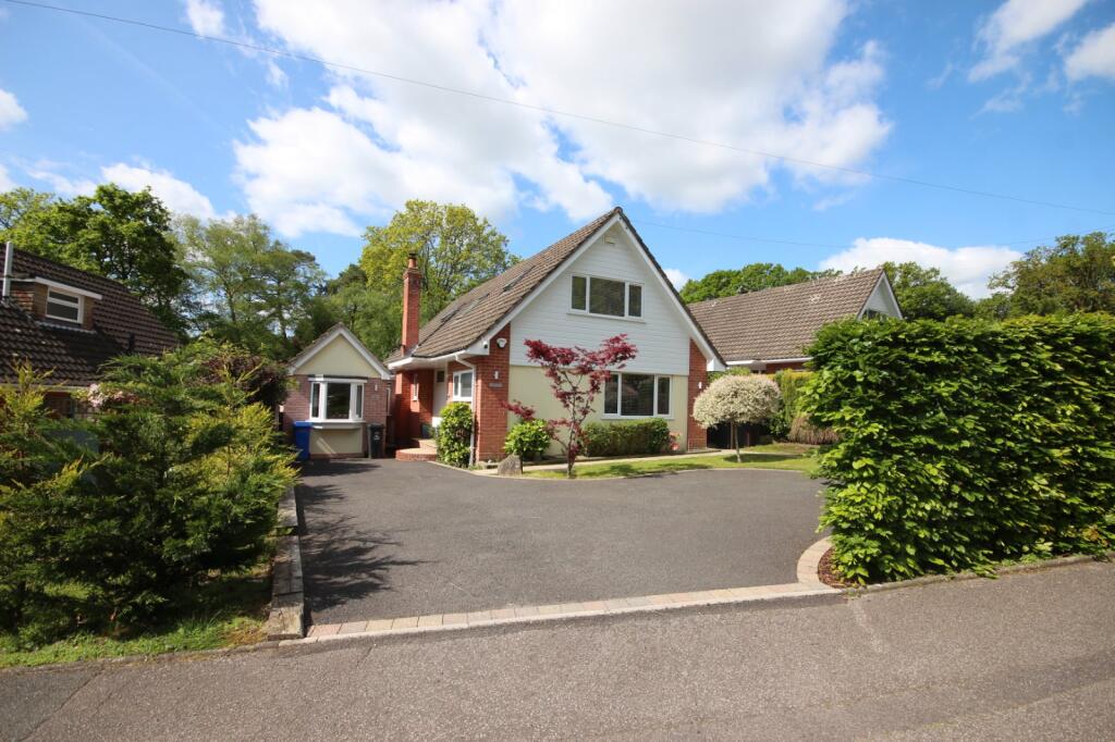 Main image of property: Gladelands Way, Broadstone, Dorset, BH18