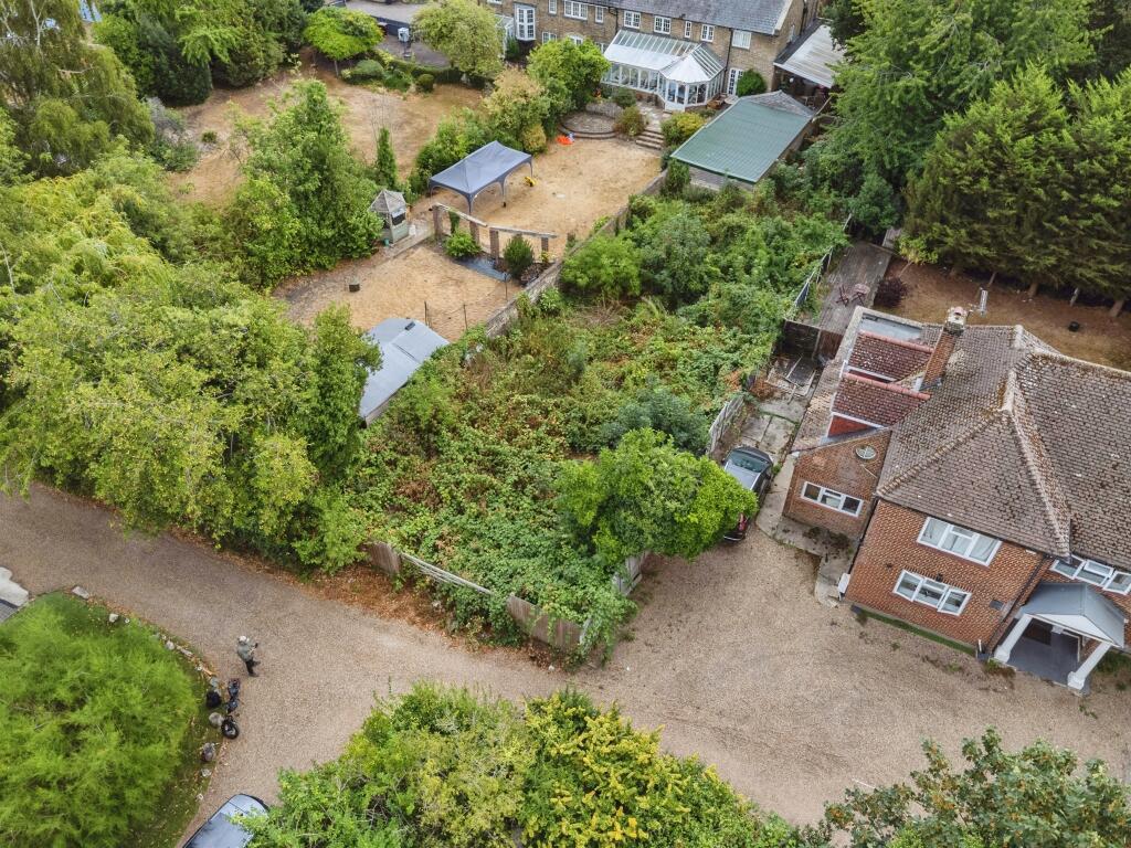 Old Manor Drive, Gravesend - View 5