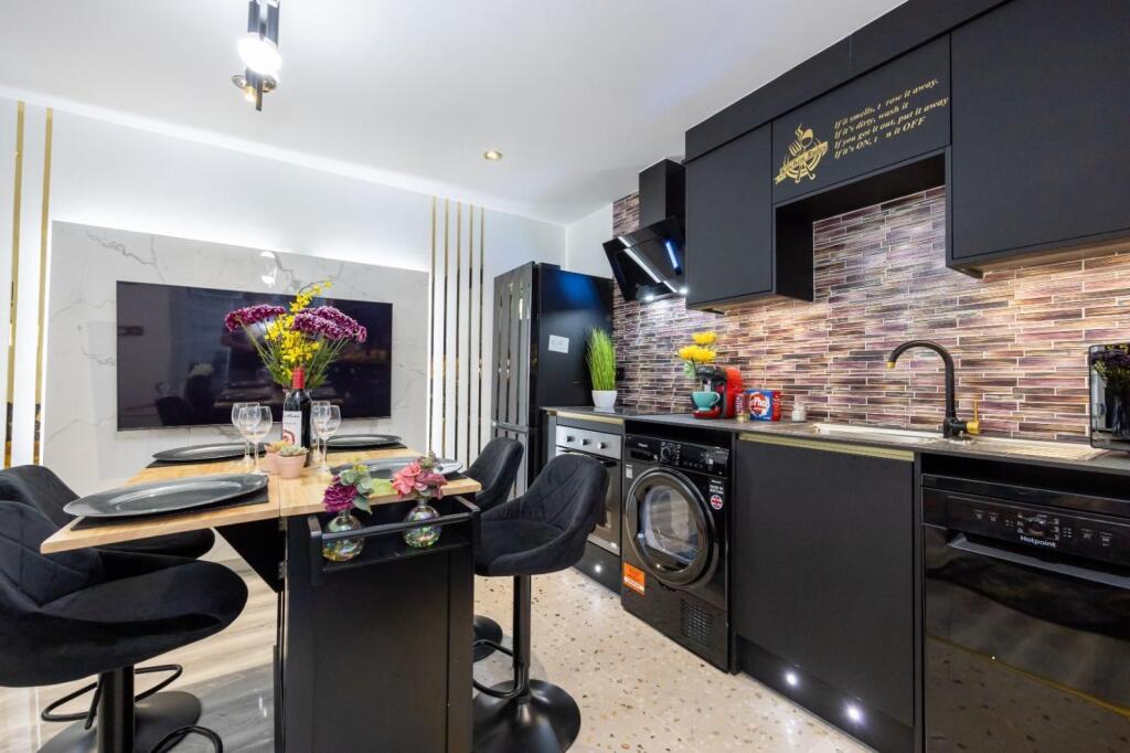 Main image of property: Sherlock Street