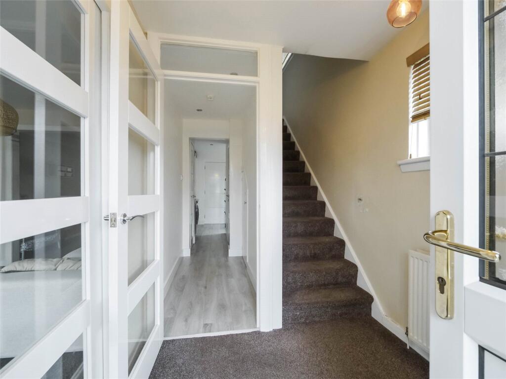 House in Motherwell, North Lanarkshire - View 2