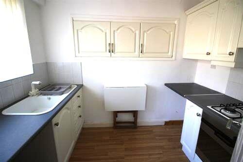 Vicarage Close Great Barr Birmingham B42 2QU photo 2
