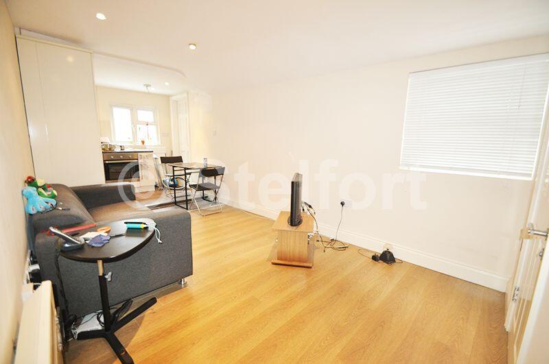Main image of property: Holloway Road, London, N7