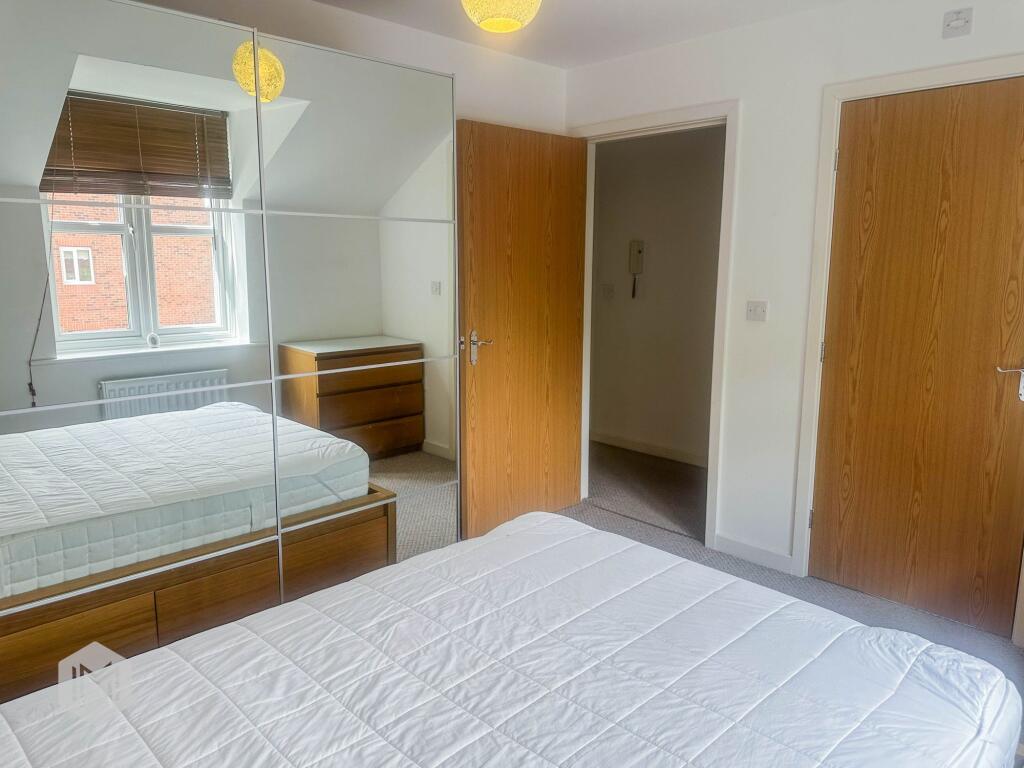 Apartment in Bolton, Westhoughton - More