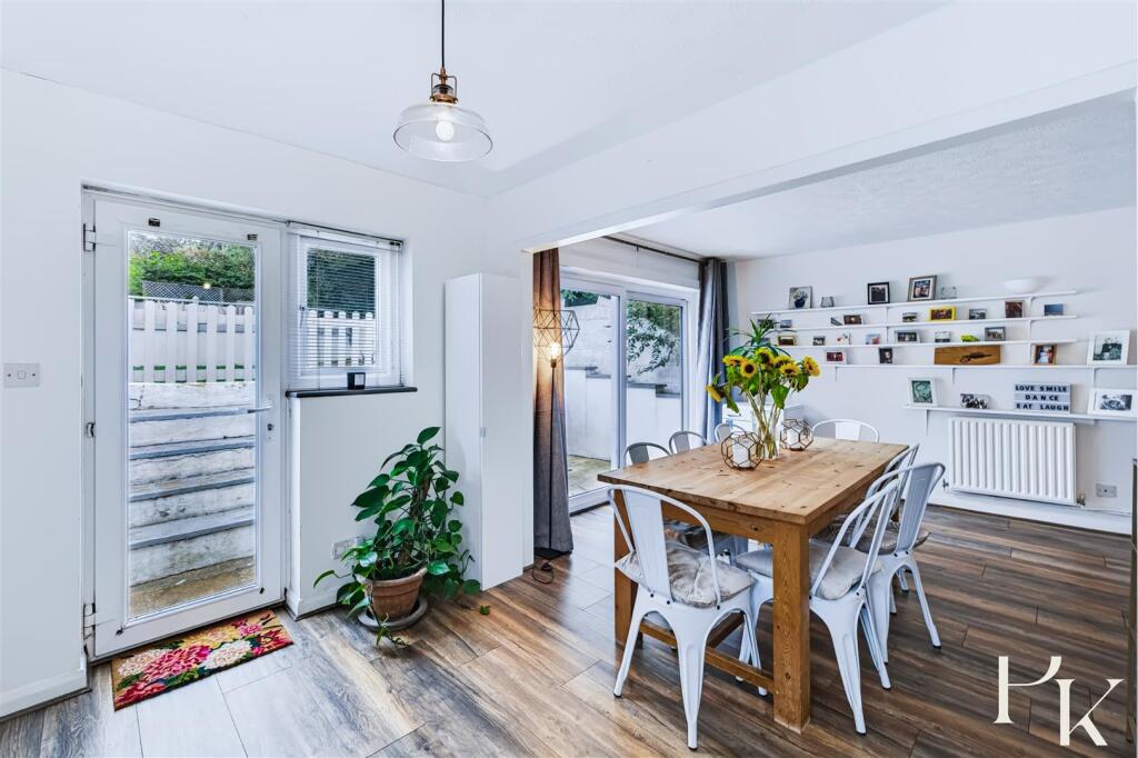 House in Hove, Brighton and Hove - View 2