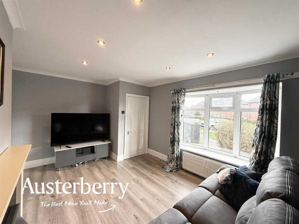 Garsdale Crescent, Blurton, Stoke-On-Trent photo 4