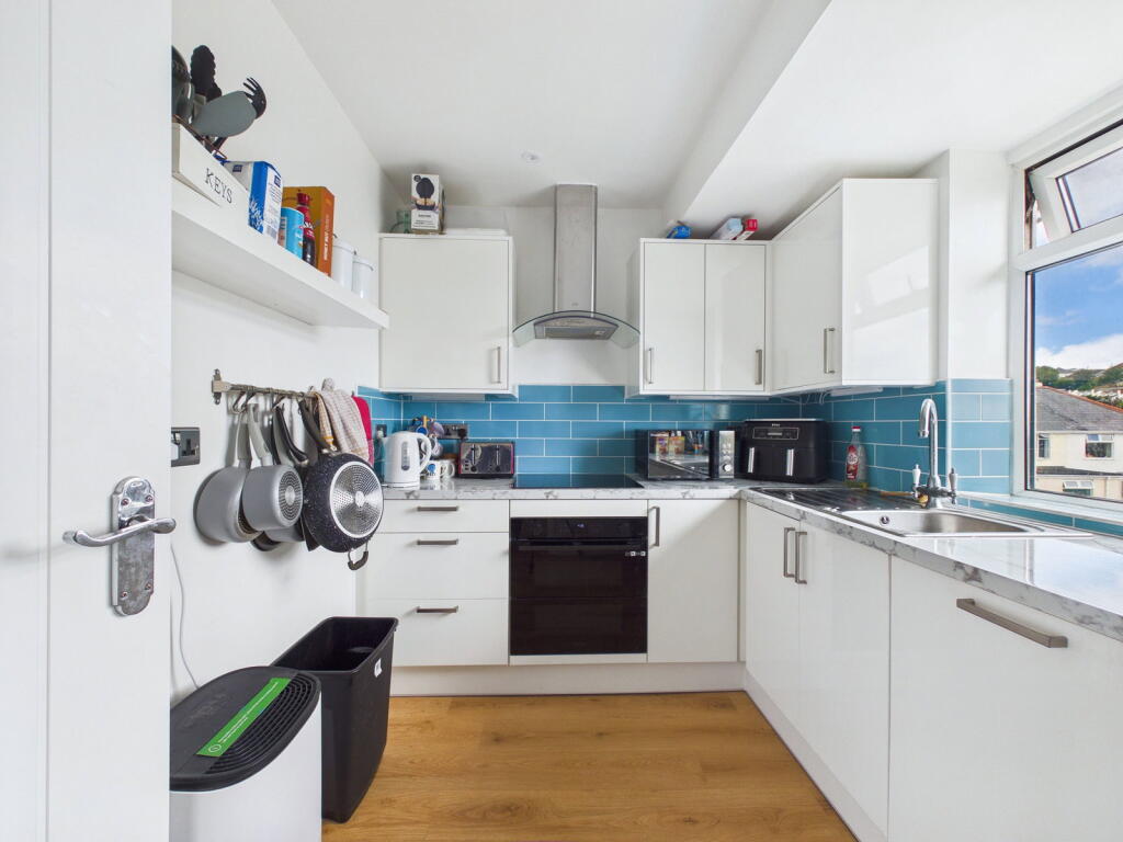 House in Torquay - More