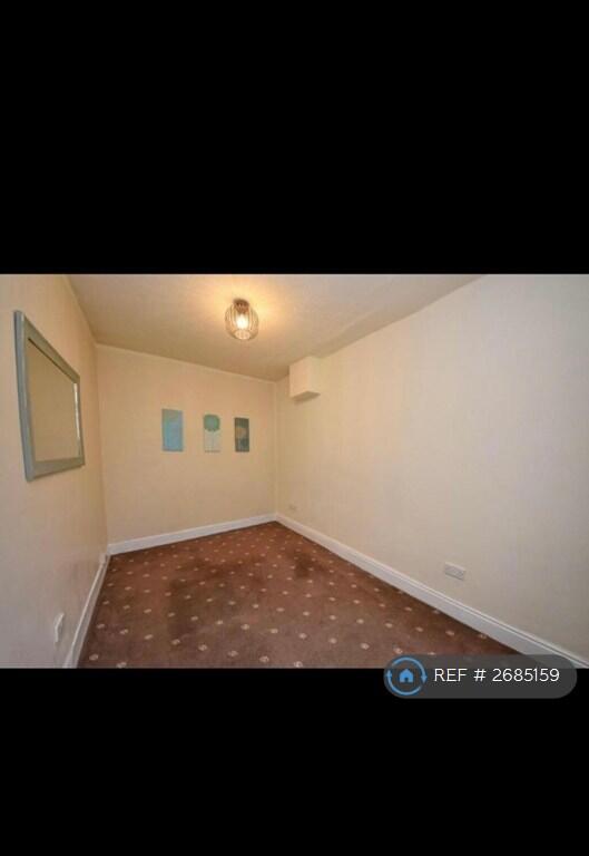 House in Wigan, Greater Manchester - View 5