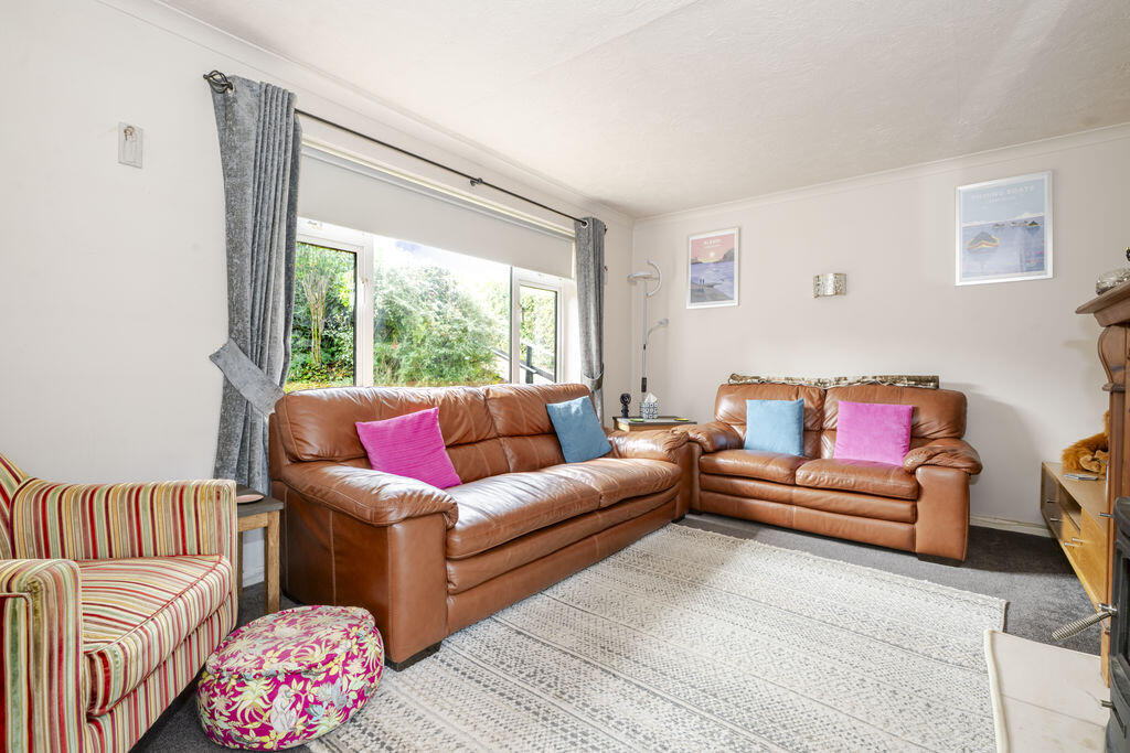 House in Heathfield, Sandy Cross - View 3