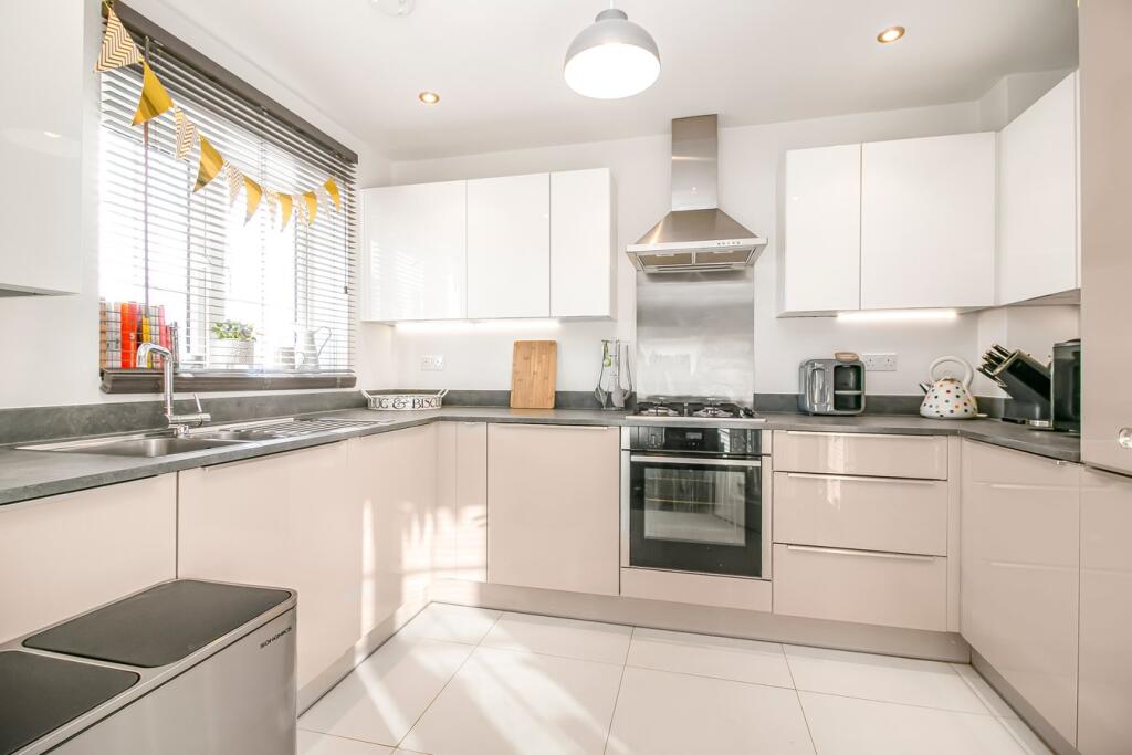 Goodwin Drive, Arlesey, SG15 photo 2