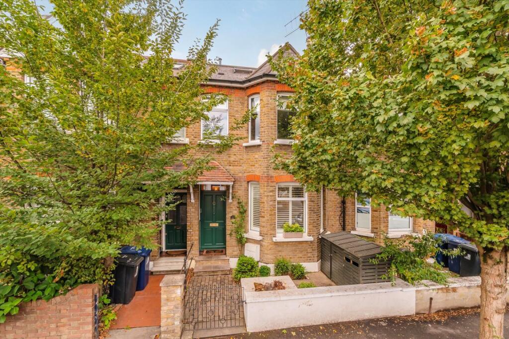 Main image of property: Leighton Road, Northfields