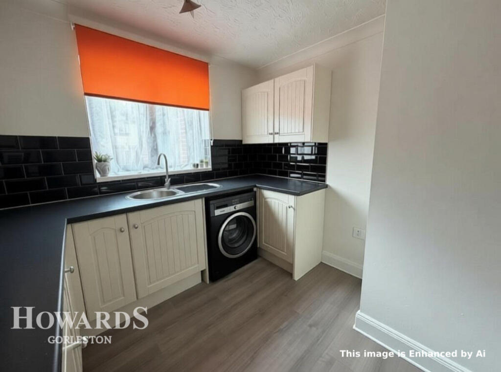 House in Great Yarmouth, Townlands, Bradwell - View 5