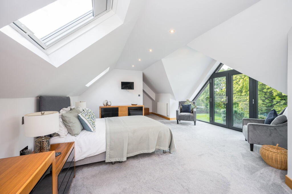 House in Newport, Raglan - View 5