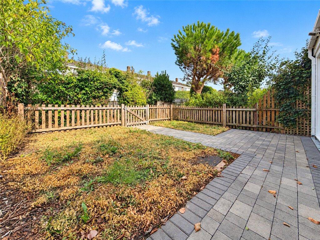 House in Southampton - View 2