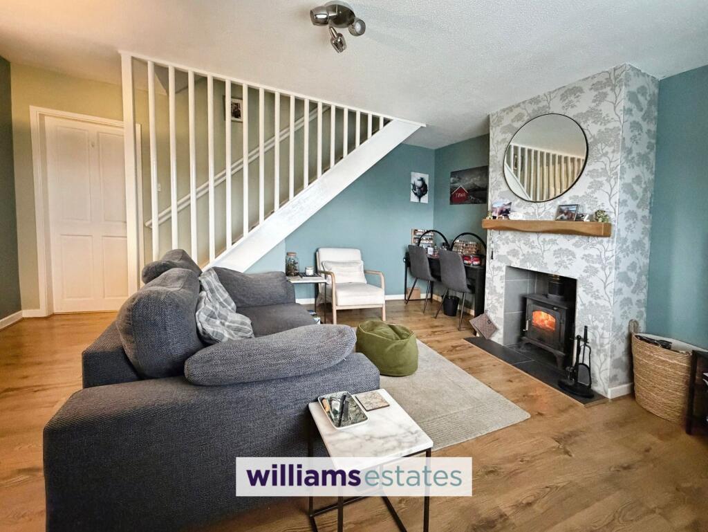 Llanfair Dyffryn Clwyd, Ruthin, LL15 photo 3
