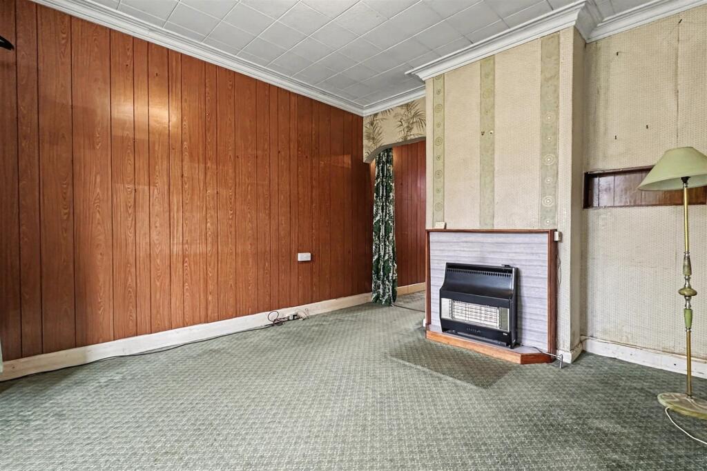 Chandlers Ford photo 4