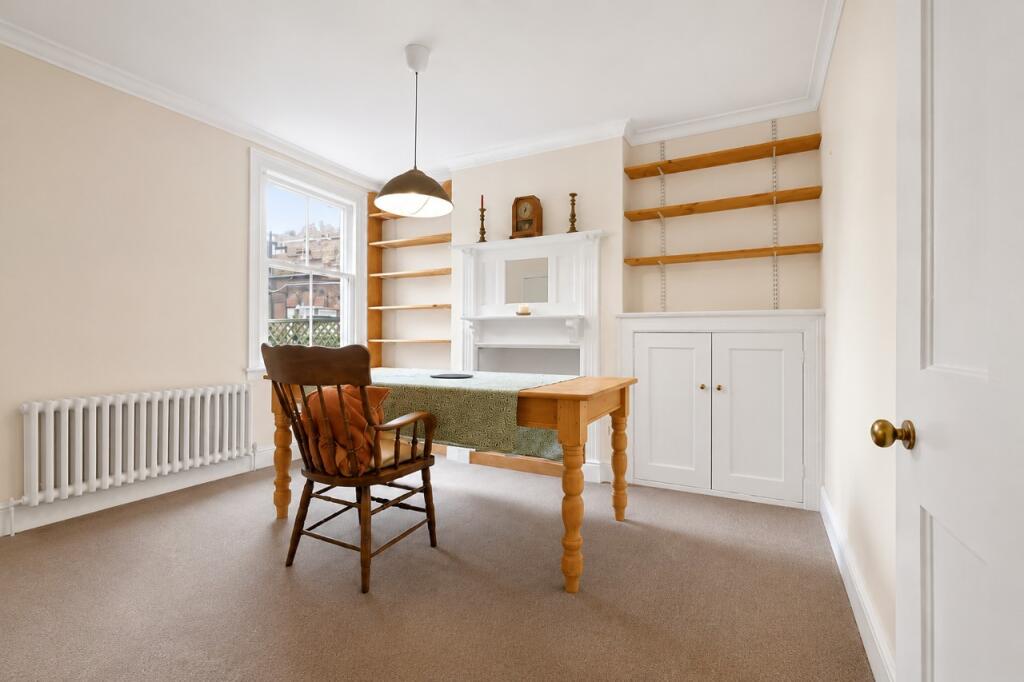 House in St Albans - View 3