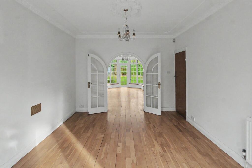 House in Nottingham, Wollaton Park - View 5